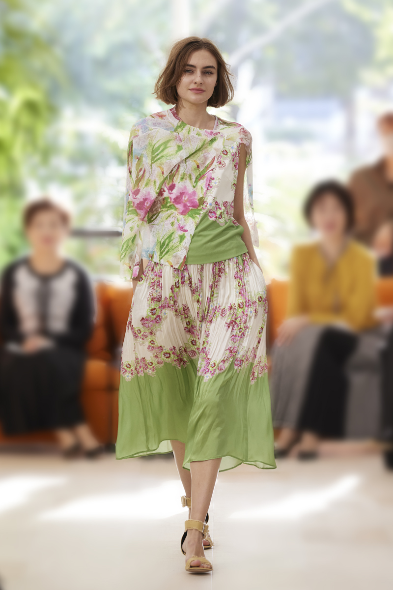 コレクション | YUKI TORII's Official Website